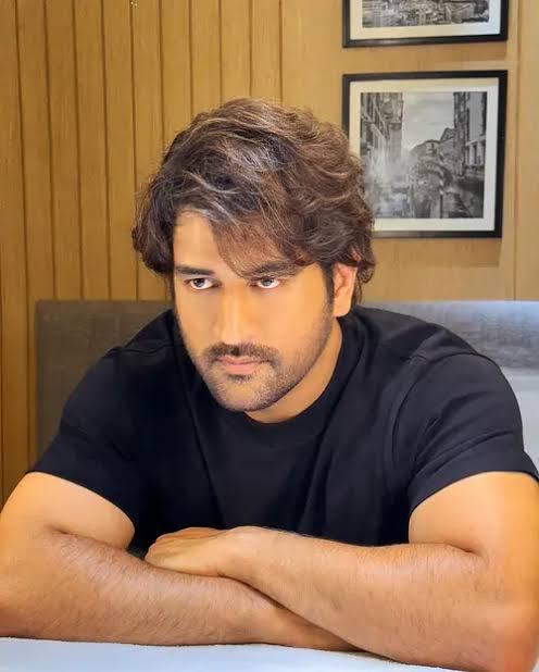 dhoni hair style